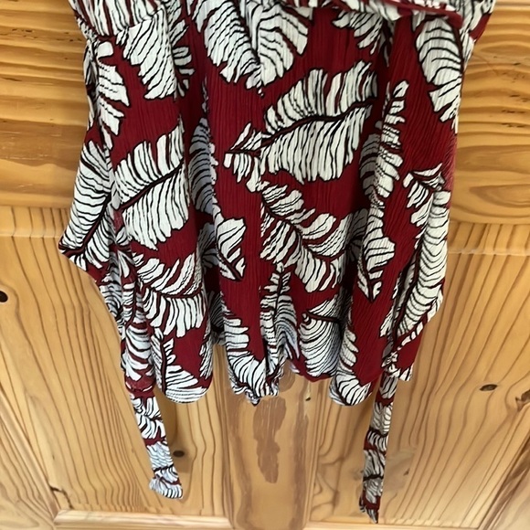 GARAGE Leaf Print Romper - Picture 4 of 8